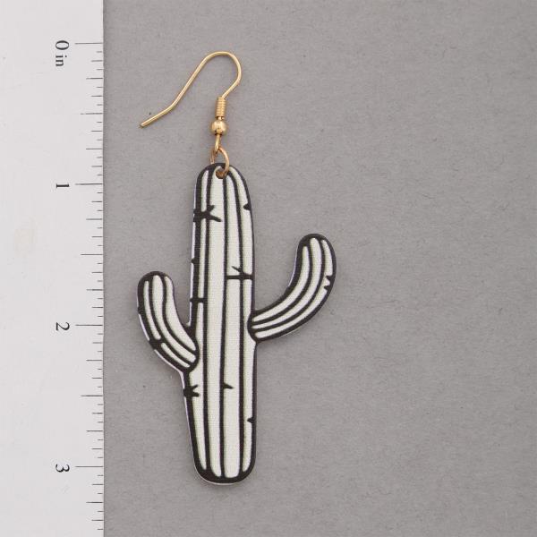 WESTERN STYLE CACTUS DANGLE EARRING