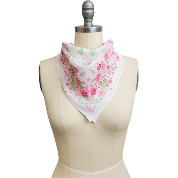 FLORAL COTTON BANDANA – LIGHTWEIGHT AND CLASSIC LOOK