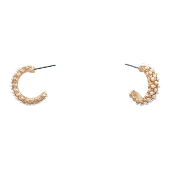 PEARL EDGE OPEN HOOP EARRING