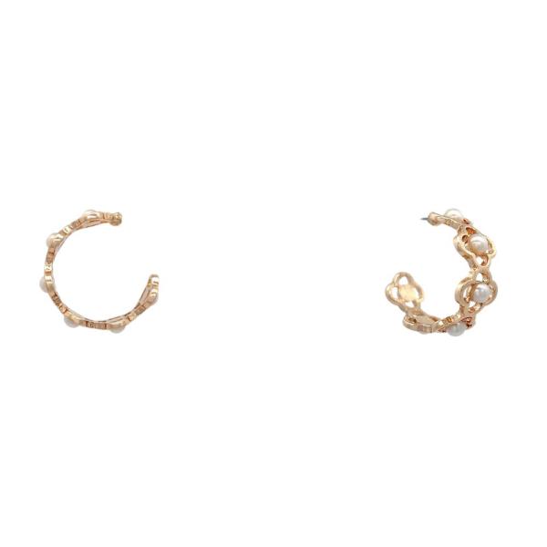 CLOVER PEARL EDGE OPEN HOOP EARRING