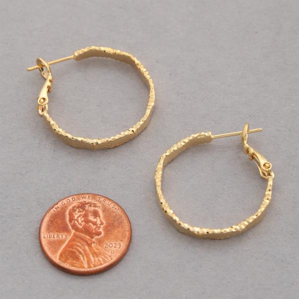 14K GOLD DIPPED TEXTURED EDGE HOOP EARRING