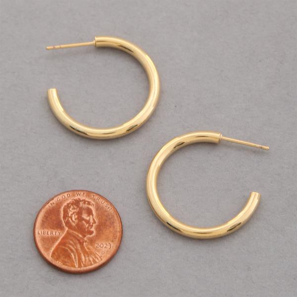 14K GOLD DIPPED OPEN HOOP EARRING