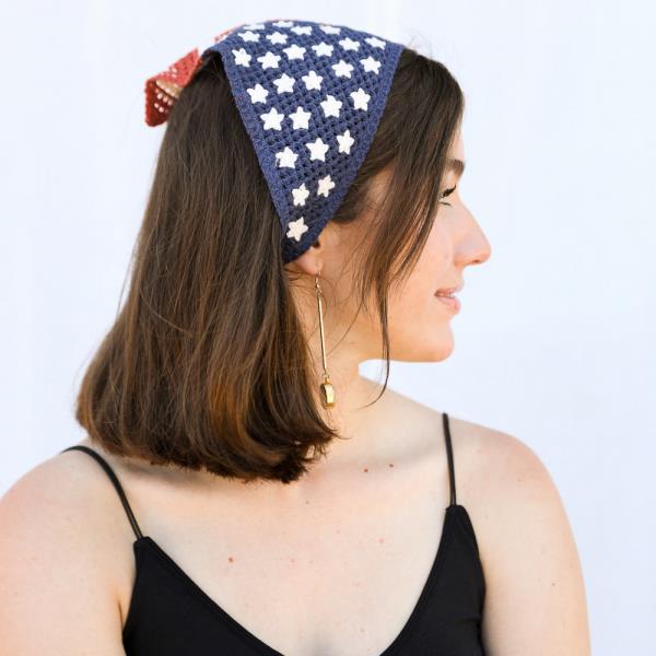 CROCHET AMERICAN FLAG BANDANA