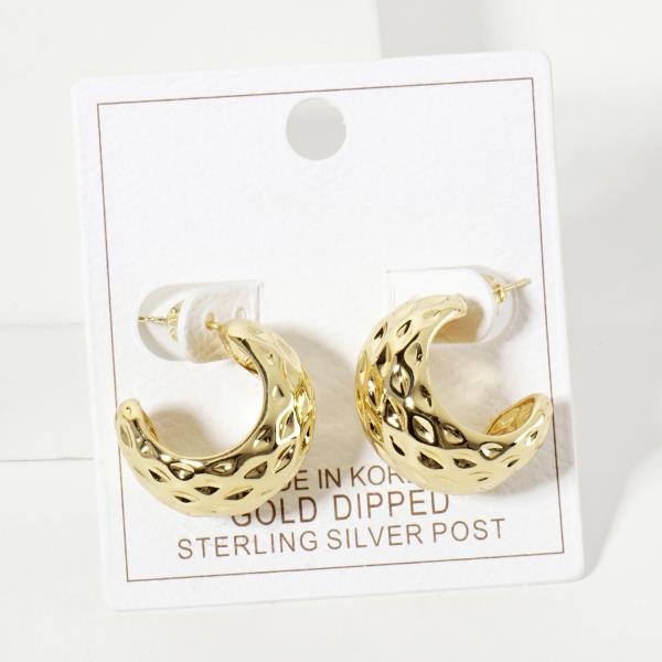 HAMMERED METAL GOLD DIPPED EARRING