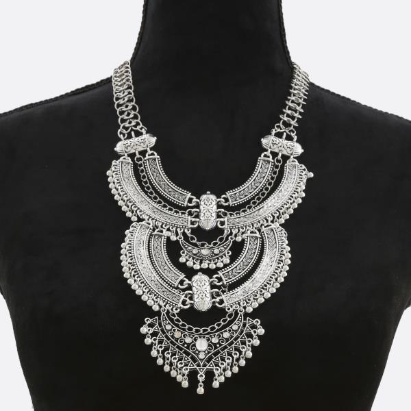 CHUNKY RHINESTONE BOHO METAL NECKLACE