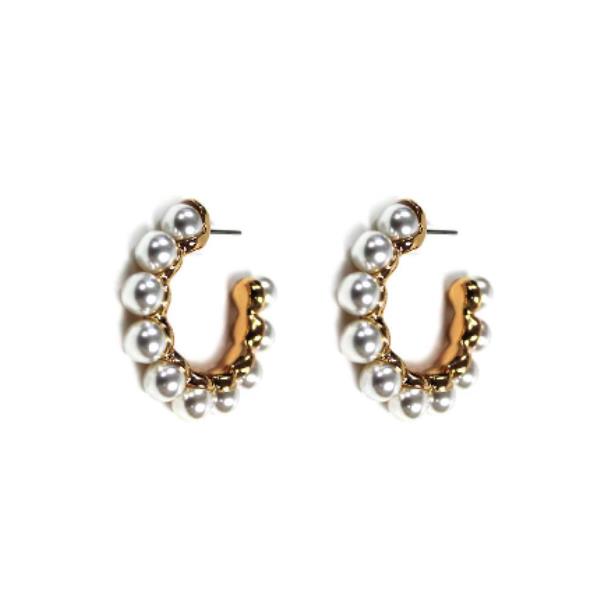 PEARL C HOOP EARRING