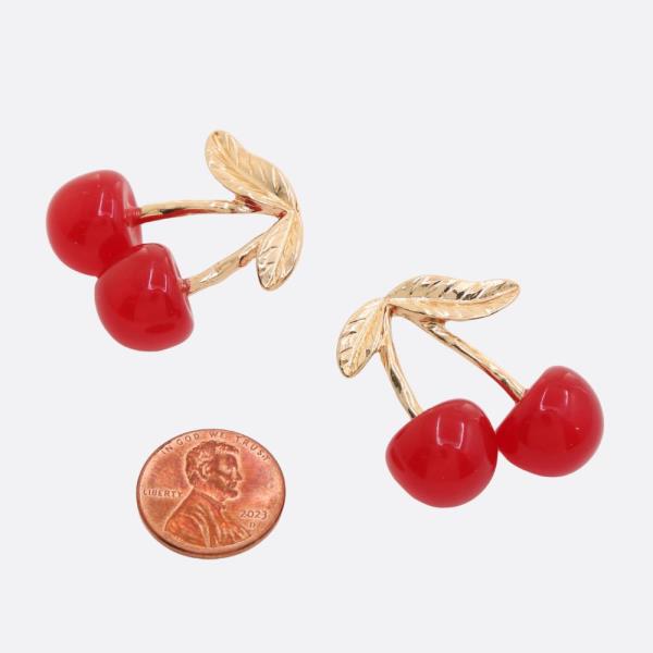 RUSTIC CHERRY EARRING