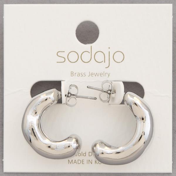 SODAJO METAL GOLD DIPPED EARRING