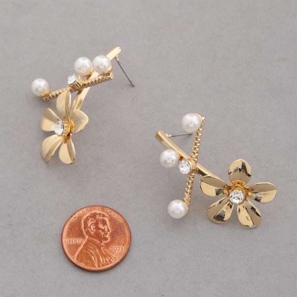 SODAJO FLOWER PEARL BEAD GOLD DIPPED EARRING