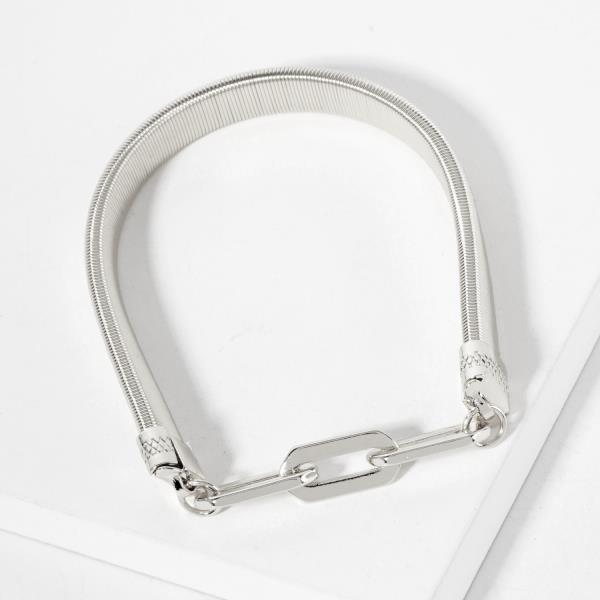 OVAL LINK METAL BRACELET