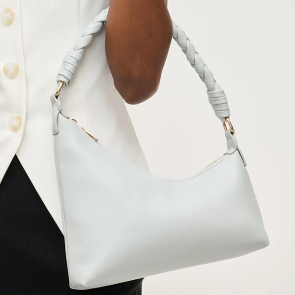 ASYMMETRICAL DESIGN TAYLOR BRAIDED HANDLE CLUTCH BAG