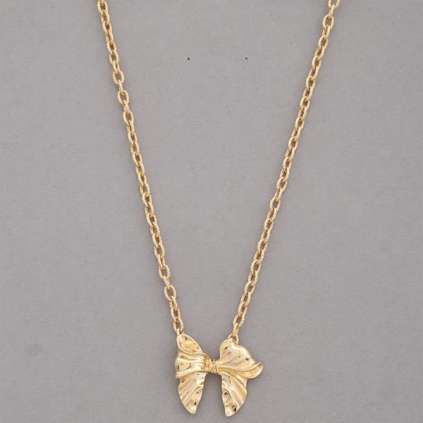 RIBBON BOW PENDANT METAL NECKLACE