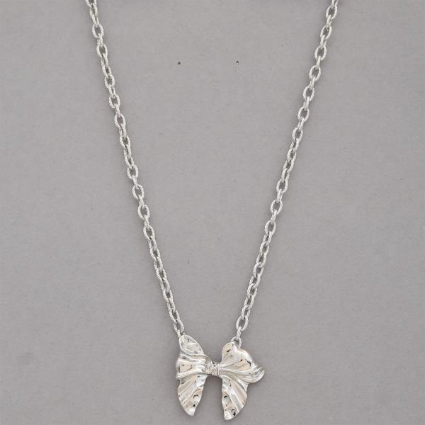 RIBBON BOW PENDANT METAL NECKLACE