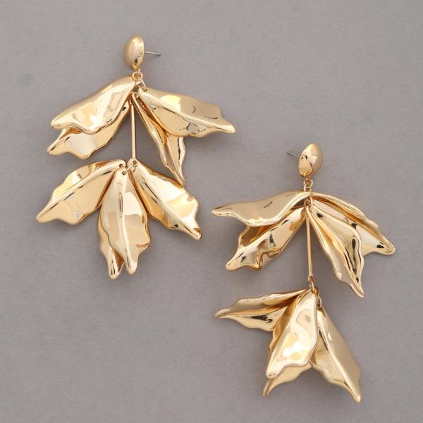 SODAJO METAL FLOWER DANGLE EARRING