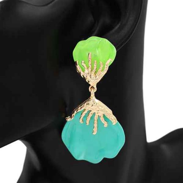 COLOR METAL DANGLE EARRING