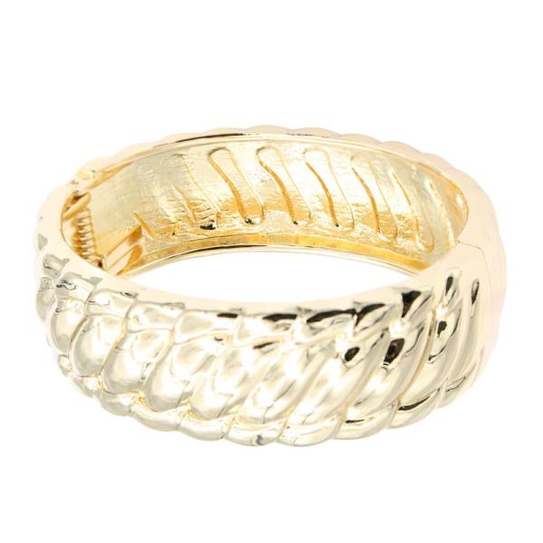 METAL CUFF BRACELET