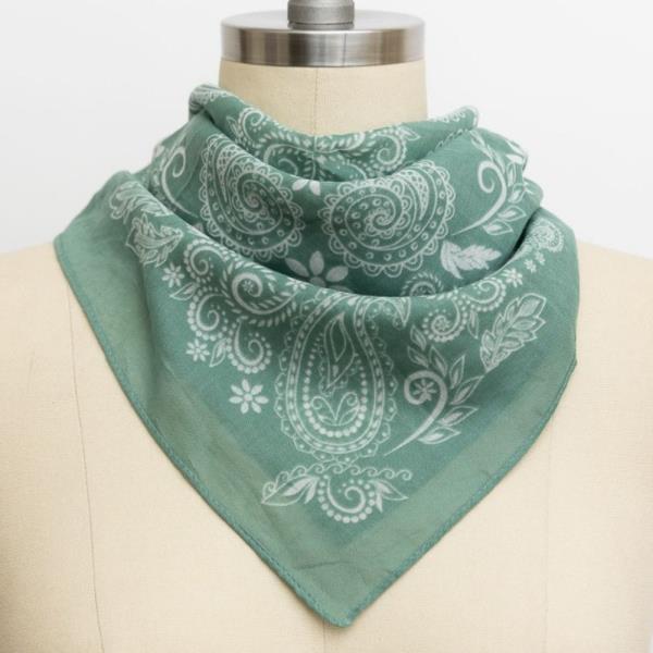TIMELESS FLORAL PAISLEY BANDANA – FASHIONABLE & MULTI-PURPOSE