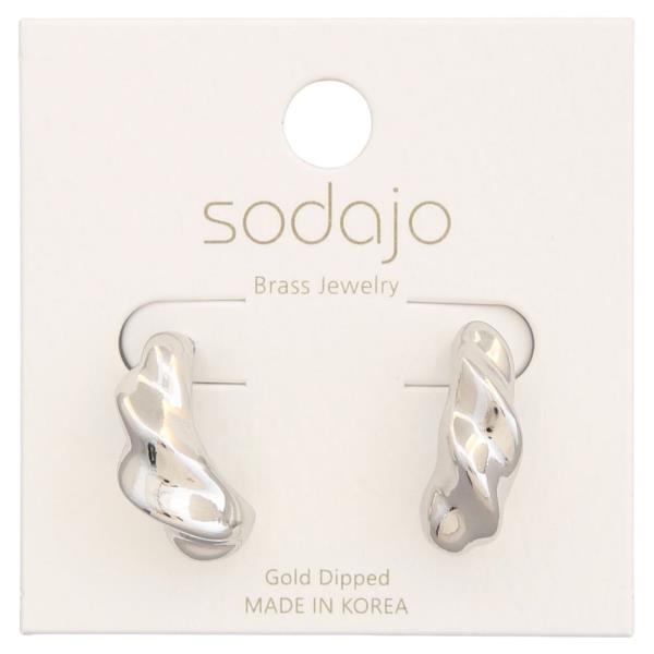 SODAJO ORGANIC SHAPE GOLD DIPPED EARRING
