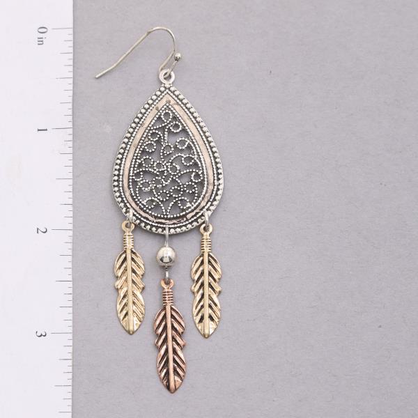 TEARDROP FEATHER LINK DANGLE EARRING