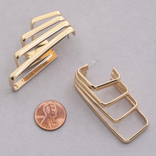 RECTANGLE METAL EARRING