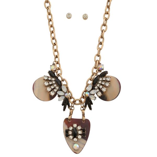 MULTI SHAPE NECKLACE