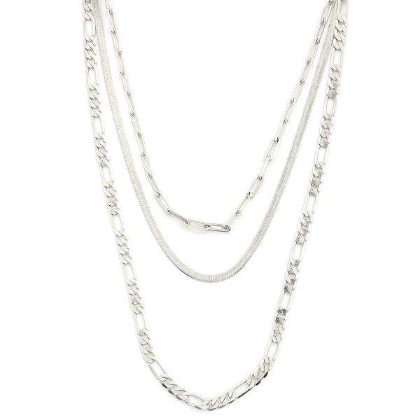 3 LAYERED METAL CHAIN NECKLACE