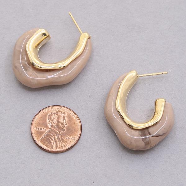 SODAJO GOLD DIPPED ACETATE ORGANICE OPEN HOOP EARRING