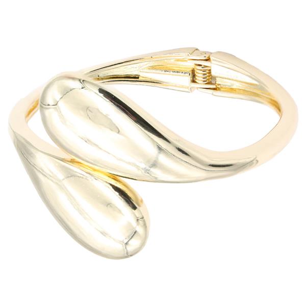 GOLD PLATED HINGED BANGLE BRACELET