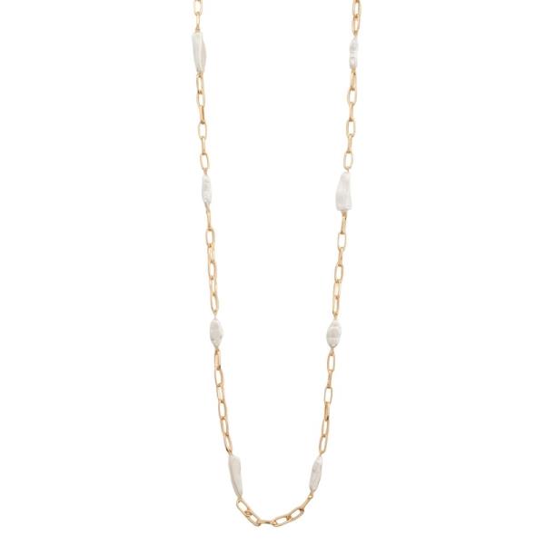PAPERCLIP CHAIN WITH IRREGULAR PEARL BEAD STATION LONG NECKLACE