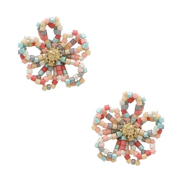 BEADED FLOWER EARRING