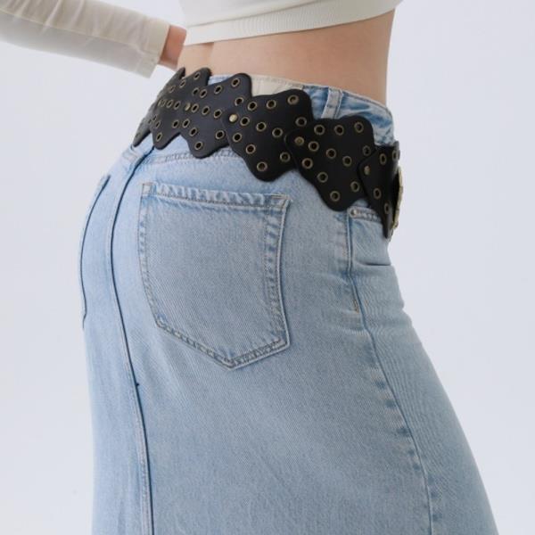 VINTAGE LEAF WAIST BELT STUDDED DESIGN