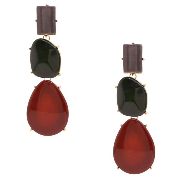 STONE DANGLE EARRING
