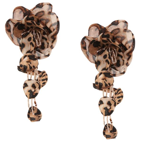 ANIMAL PRINT FLOWER LINK DANGLE EARRING