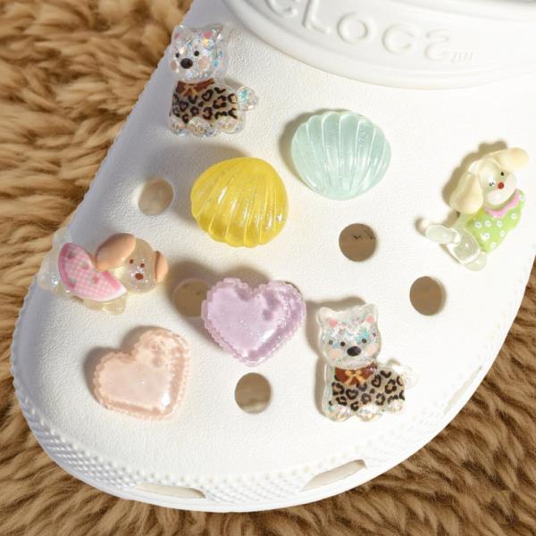 CUTE DOG HEARTS SHOE CHARM