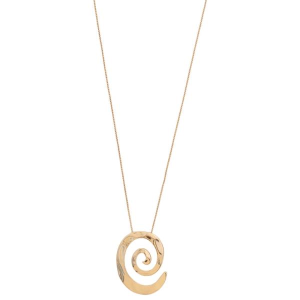 SWIRL METAL PENDANT NECKLACE