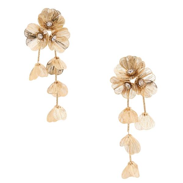 RHINESTONE CENTER FLOWER DANGLE EARRING