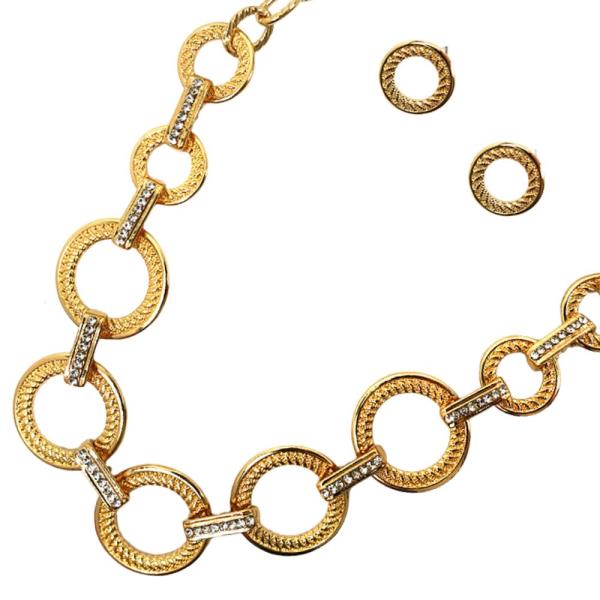 ROUND SHAPE STONE METAL NECKLACE