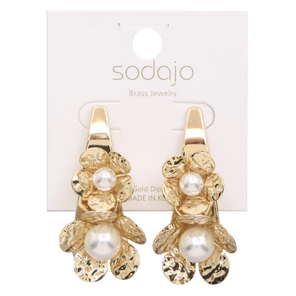 SODAJO DOUBLE FLOWER PEARL BEAD METAL GOLD DIPPED EARRING