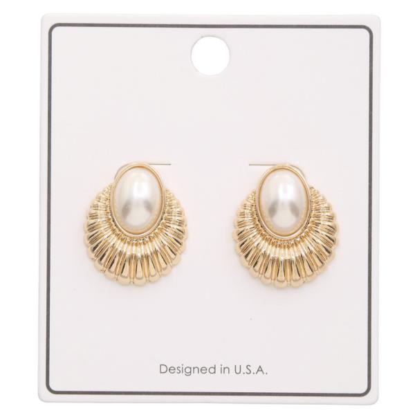 OVAL PEARL BEAD METAL EARRING