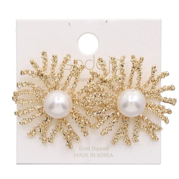 SODAJO PEARL BEAD METAL FLOWER GOLD DIPPED EARRING