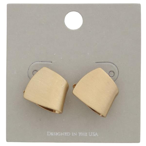BRUSHED METAL EARRING