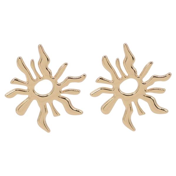 METAL SUNBURST STUD EARRING