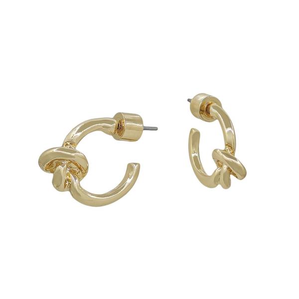 SMALL METAL KNOT ACCENT EARRING