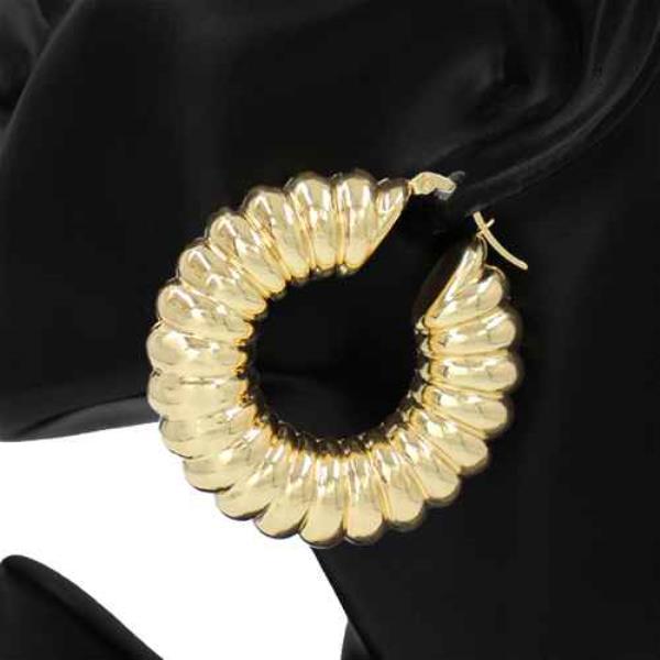 METAL RUFFLED HOOP DANGLE EARRING