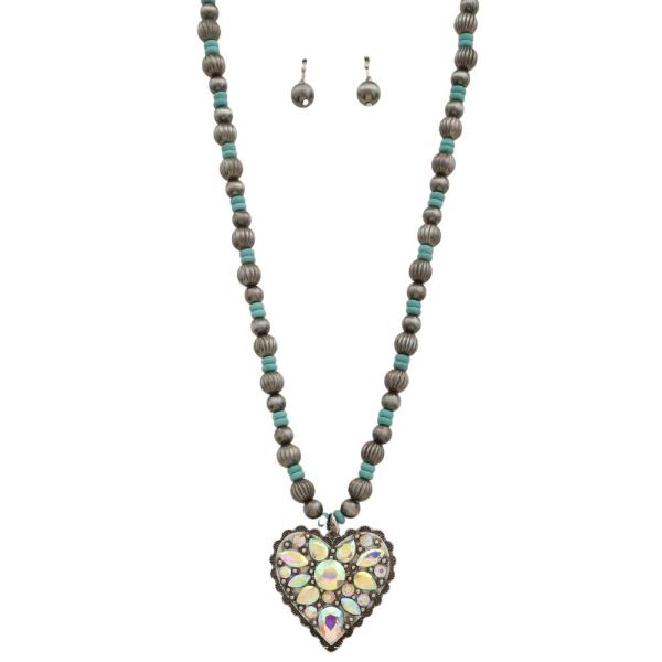 RHINESTONE HEART PENDANT BEADED NECKLACE