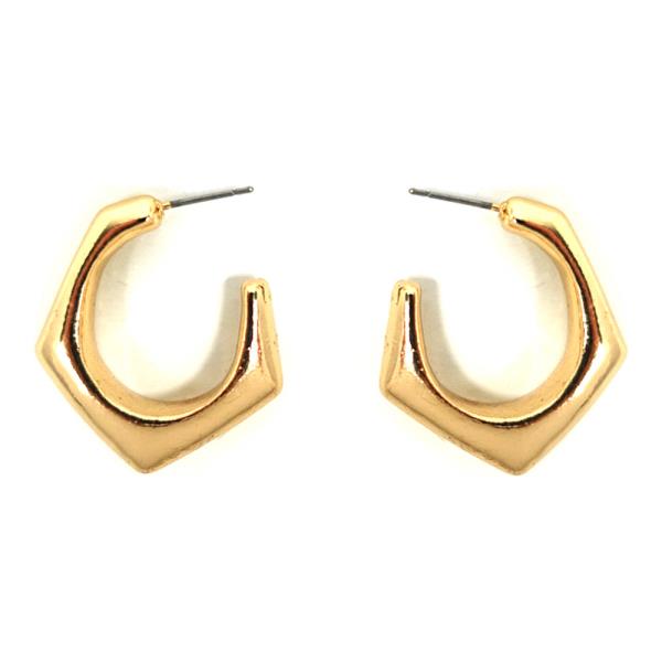 TEXTURED METAL HEXAGON HOOP EARRING
