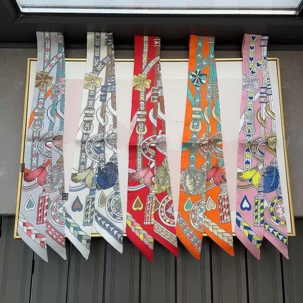 BRAID BELT HEART ICON PRINT SILKY TWILLY SCARF