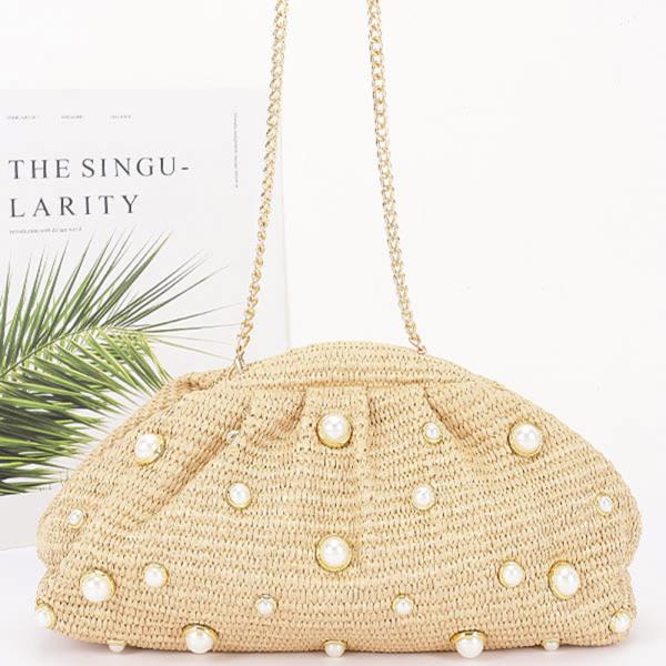 PEARL STUD STRAW CLUTCH BAG