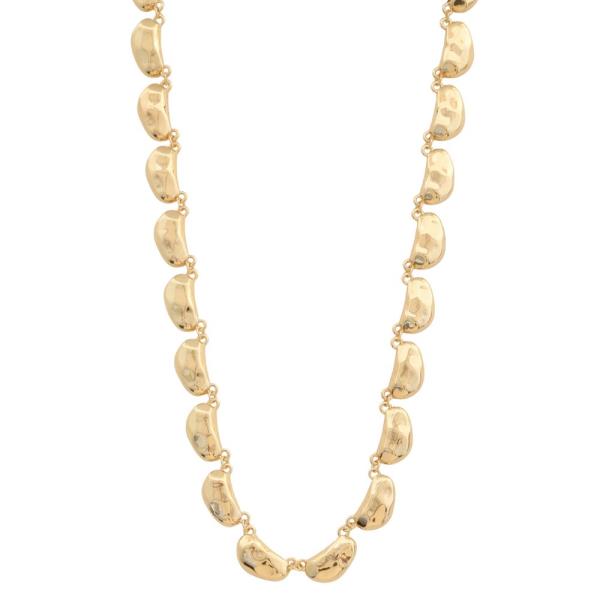 HAMMERED METAL HLAF CIRCLE LINK NECKLACE