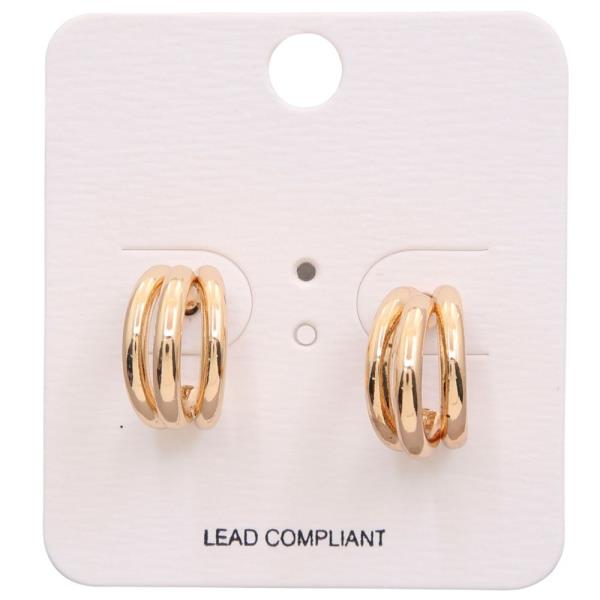 TRIPLE HOOP METAL EARRING